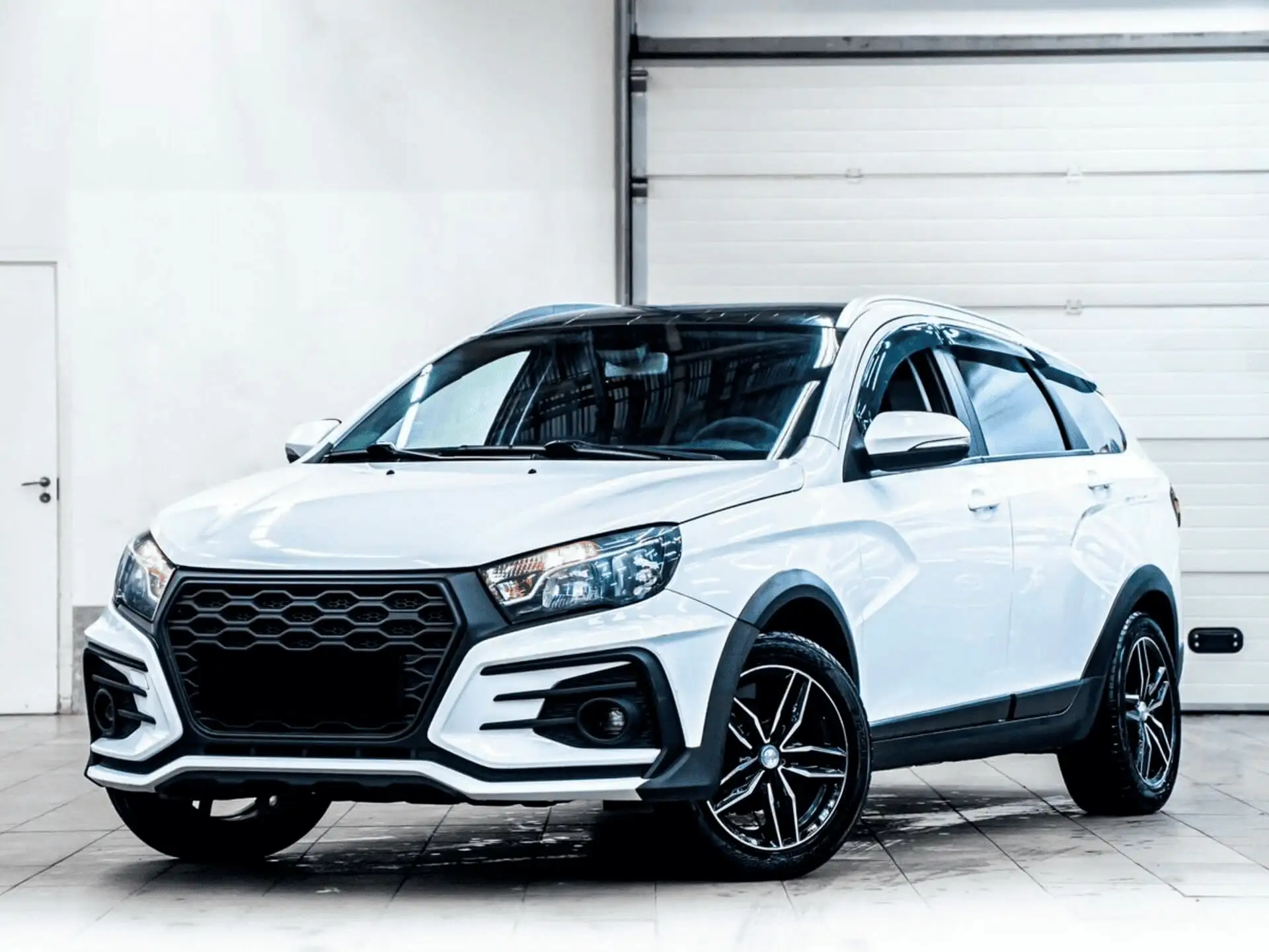 Lada Vesta SW Cross в Екатеринбург - фото №1